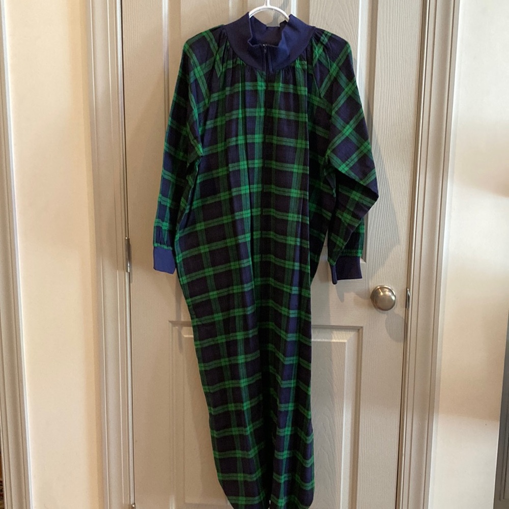 EUC flannel bathrobe